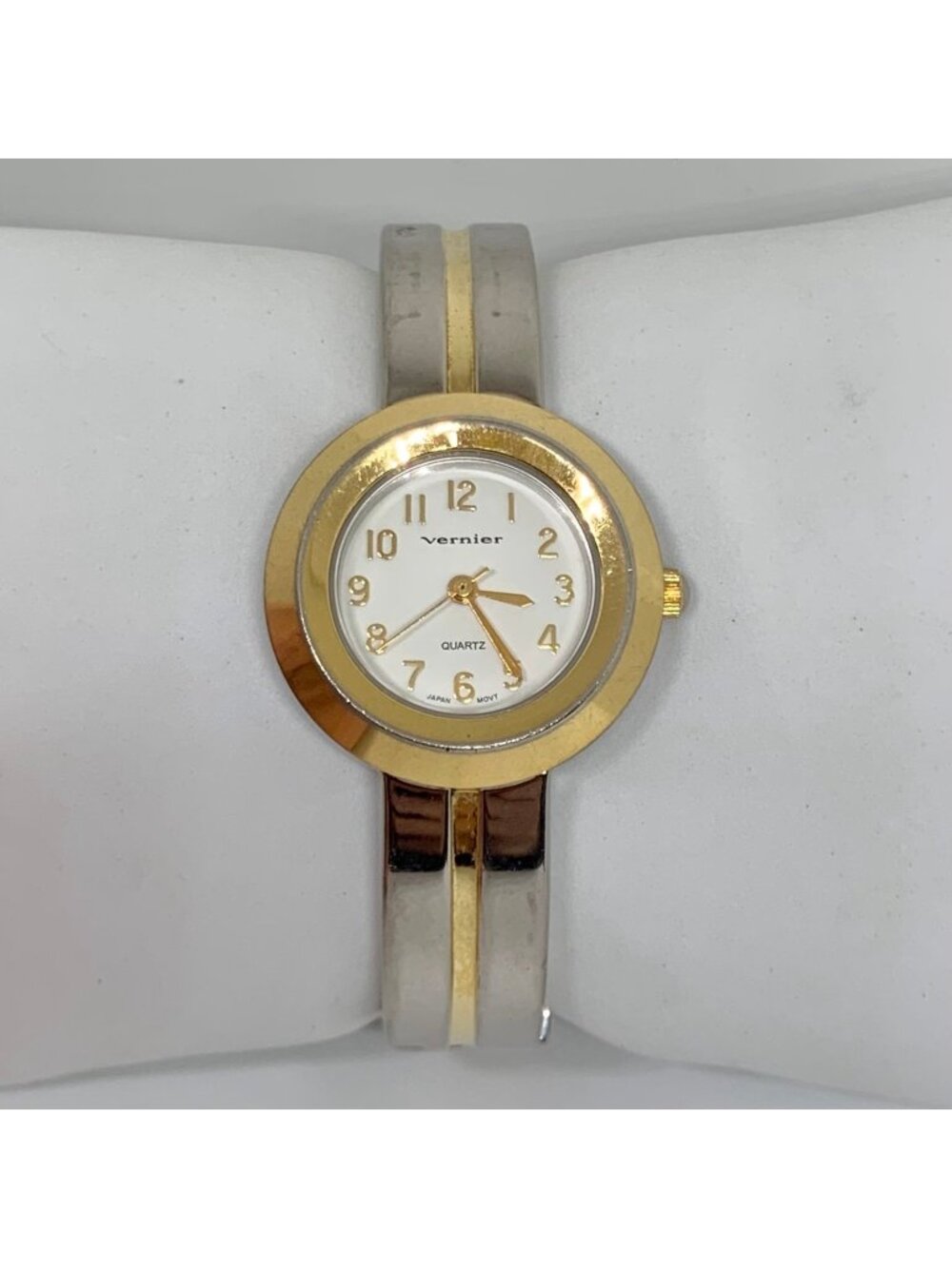 Vernier gold silver tone women’s cuff bracelet size 28mm round quartz running
